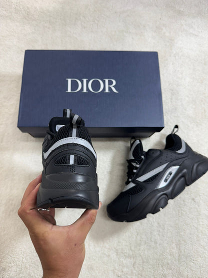 Dior B22 black
