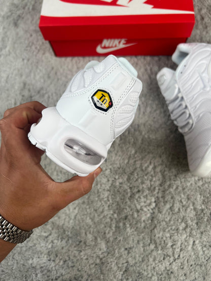 Nike Tn full white
