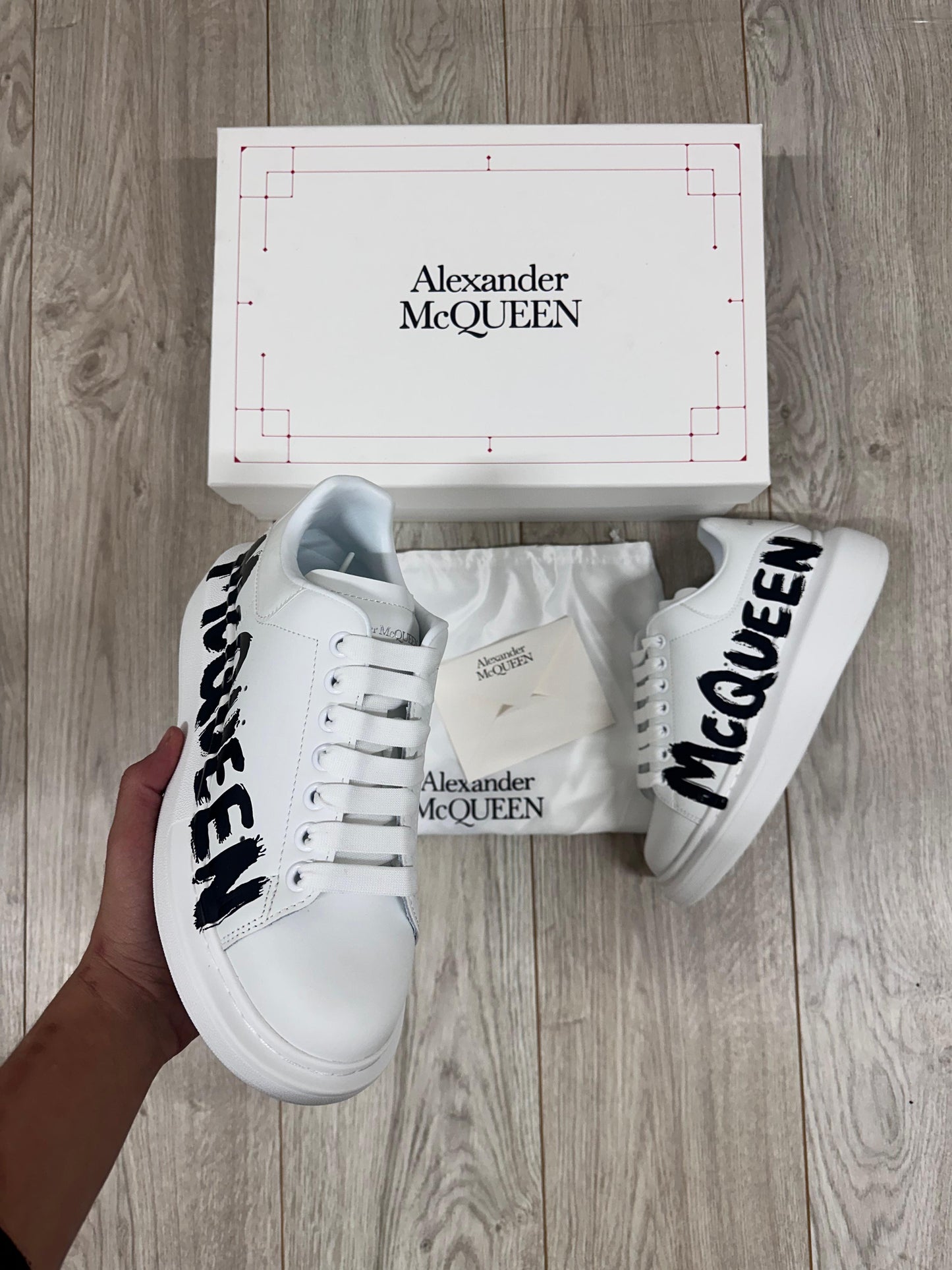 ALEXANDER MCQUEEN