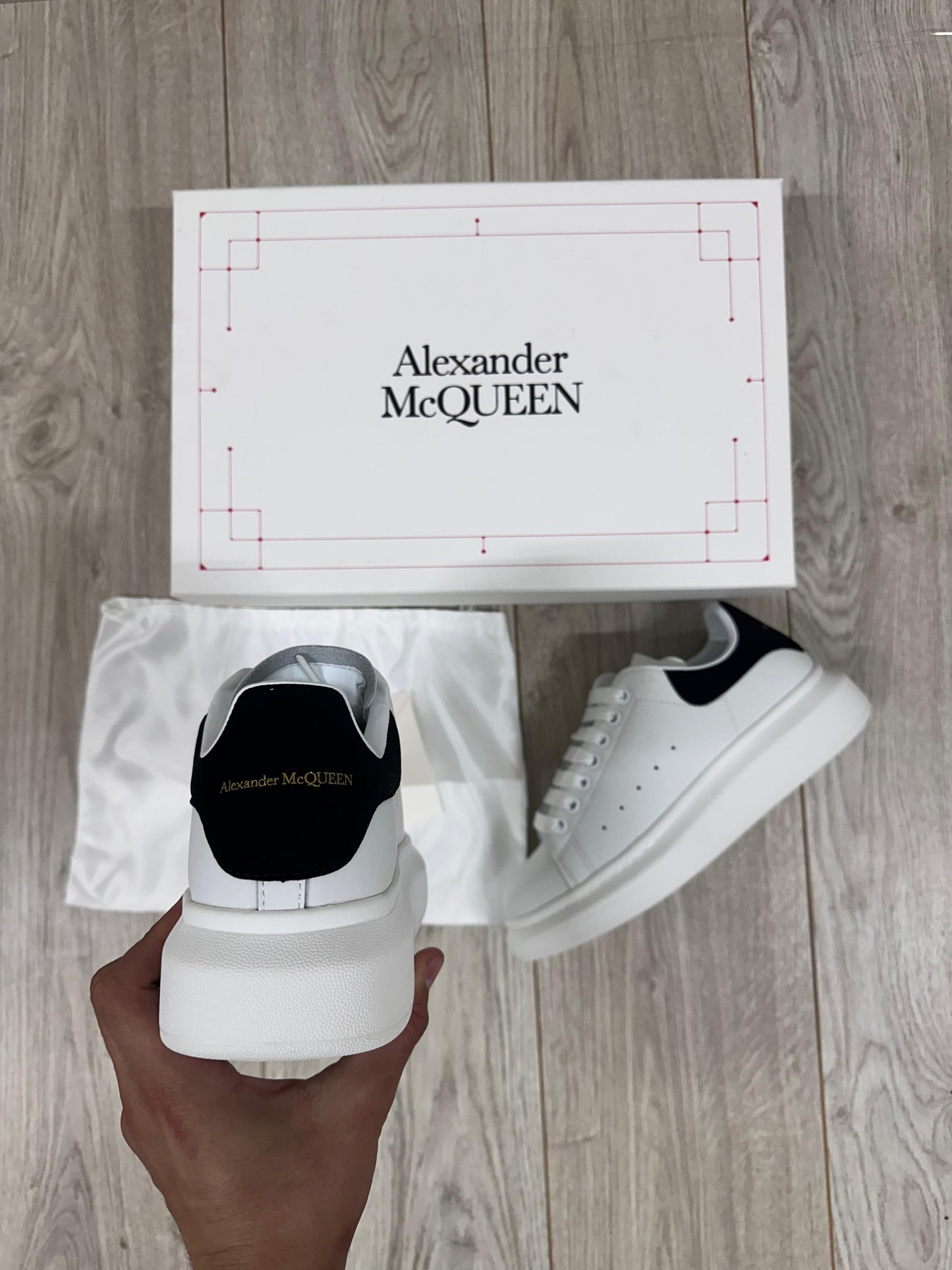 ALEXANDER MCQUEEN 🤍