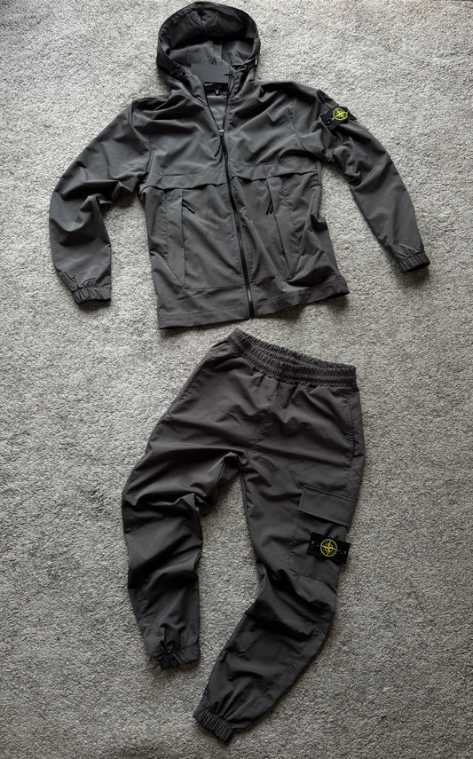 Chandal Stone Island gris oscuro