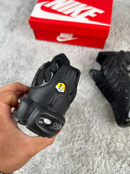 Nike Tn full black