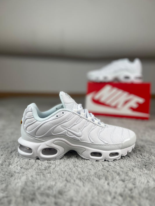 Nike Tn full white