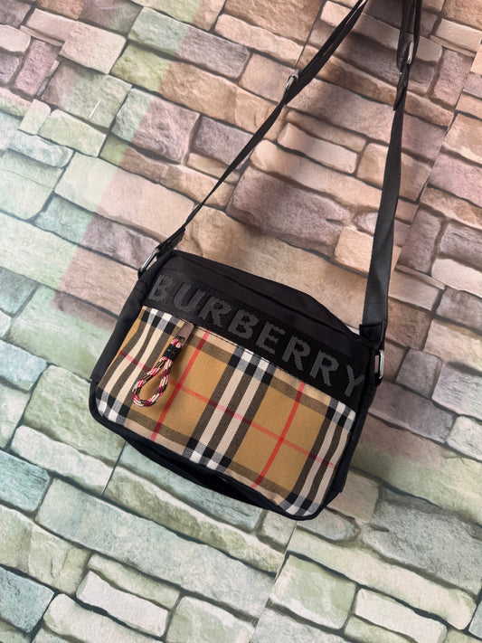 BOLSO BURBERRY