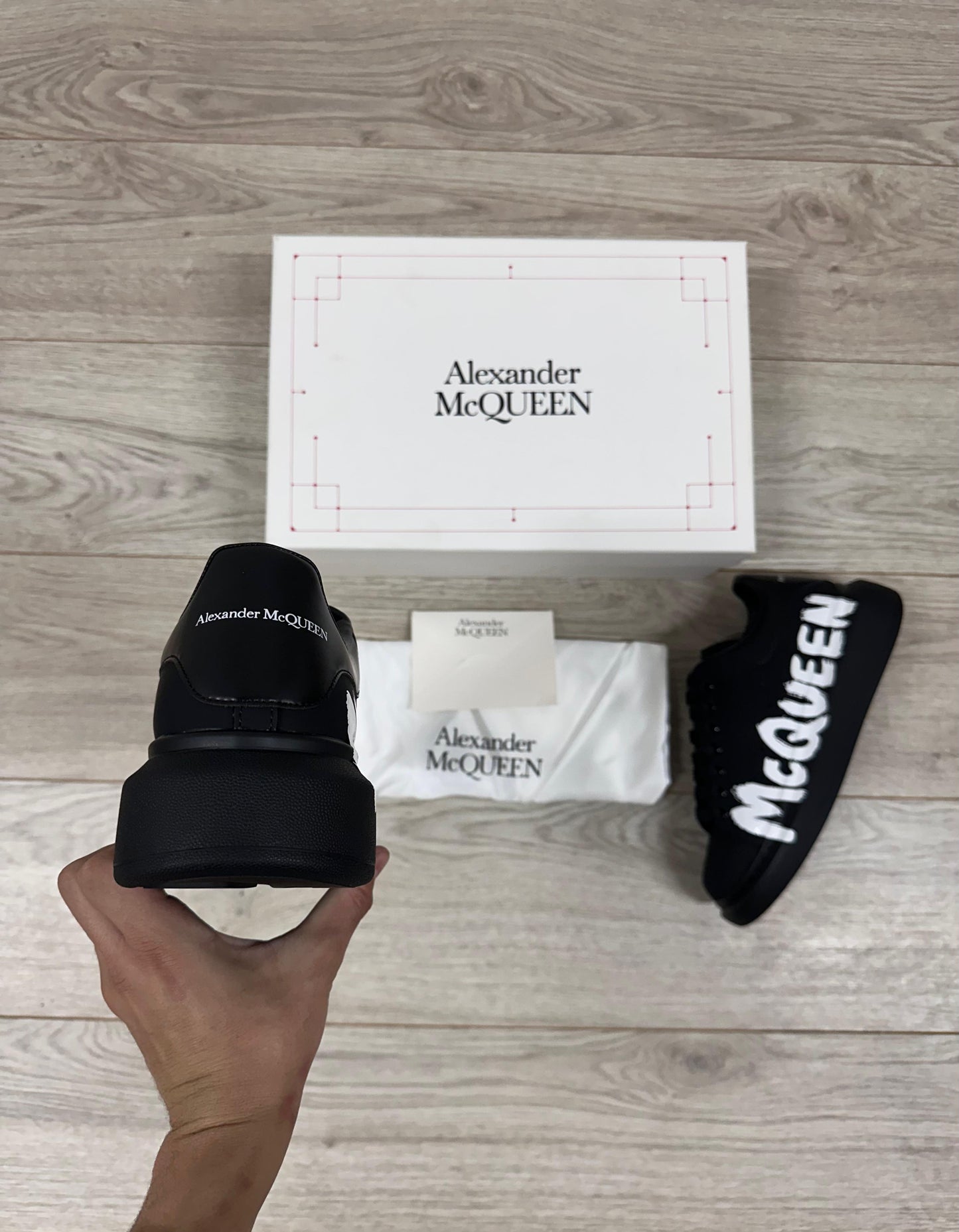 ALEXANDER MCQUEEN