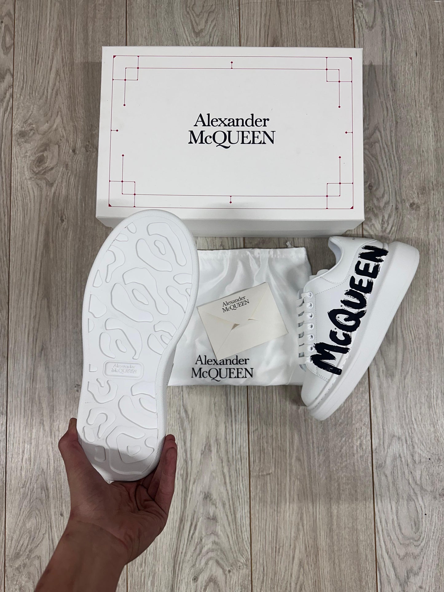 ALEXANDER MCQUEEN